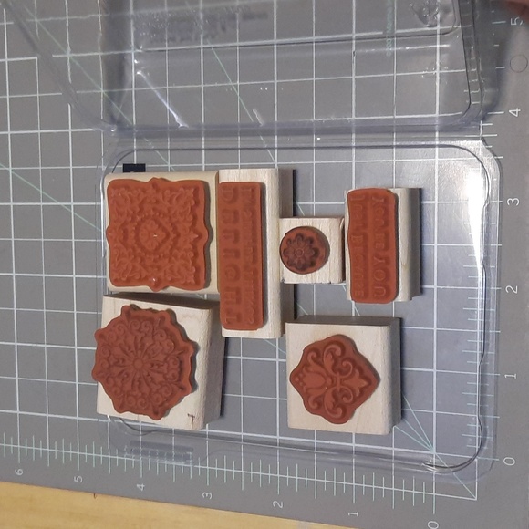 Simple Delights Rubber Stamp set - Picture 2 of 3